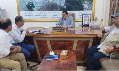 مدير عام المنصورة يناقش مع اليونبس الترتيبات لتنفيذ مشروع إعادة بناء وتاثيث مبنى الرعاية الصحية الأولية بالعاصمة عدن