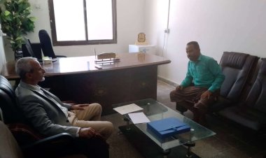 الفتاحي الحوشبي عضو إنتقالي محافظة لحج يلتقي وكيل وزارة الصحة والسكان الدكتور سالم الشبحي