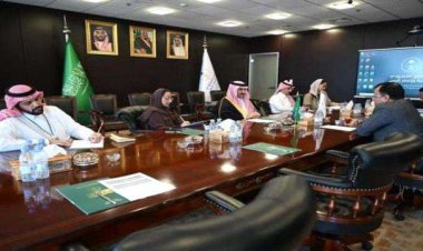 الوزير السقطري يبحث مع آل جابر مشاريع دعم القطاعين الزراعي والسمكي