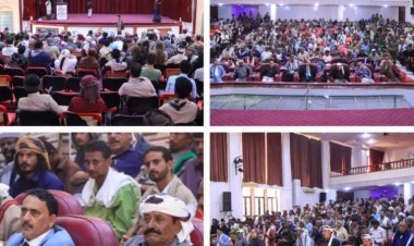 رئيس انتقالي شبوة يشهد فعالية تأبين الفقيد الشاعر عبدربه القميشي