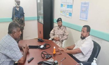 العقيد السعدي يتفقد مستشفى شقرة ومركز الطوارئ بالمدينة الساحلية