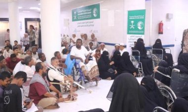 اختتام المشروع الطبي التطوعي المجاني لجراحة المخ والأعصاب والعمود الفقري بهيئة مستشفى سيئون