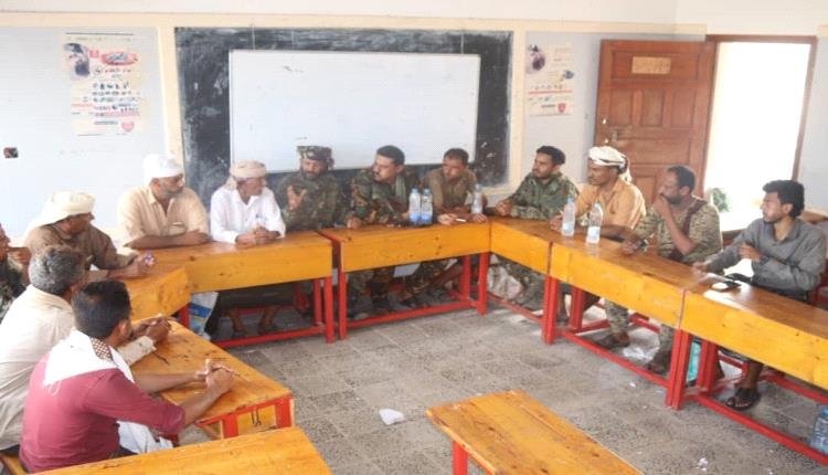 اجتماع لقيادتي المجلس الانتقالي والحزام الأمني في المنطقة الوسطى