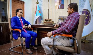 السقاف يناقش آلية عمل صندوق النظافة ومشاريع تحسين العاصمة عدن