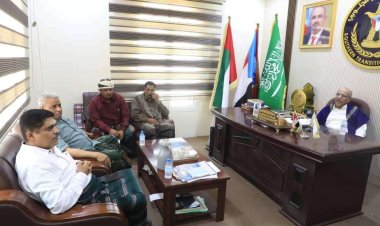 الكثيري يلتقي اللجنة الاستشارية لمعالجة قضايا الثأر والنزاعات القبلية بمجلس المستشارين