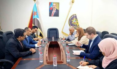 الشرفي يلتقي ممثلي مكتب المبعوث الخاص للأمين العام للأمم المتحدة لبحث تطورات العملية السياسية والإنسانية