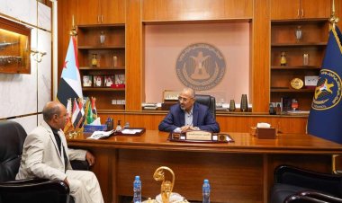 الرئيس الزُبيدي يشدد على سرعة إنجاز أعمال تأهيل وتطوير مستشفى الجمهورية