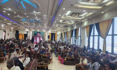 بدء فعالية لقاء موسع لمشائخ وقيادات واعيان محافظة ابين في عدن