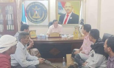 رئيس تنفيذية انتقالي لحج يناقش مع مدير عام الشباب والرياضة استعدادات إقامة المخيمات الصيفية بالمحافظة