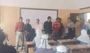 رئيس تنفيذية انتقالي لحج ومدير التربية يدشنان امتحانات شهادة الثانوية العامة بالمحافظة