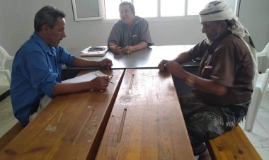 انتقالي لودر يناقش مع مدير عام المديرية عمل المؤسسات الخدمية