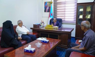 الدكتور الخُبجي يشدد على أهمية إعادة بث قناة وإذاعة عدن الرسمية من العاصمة عدن
