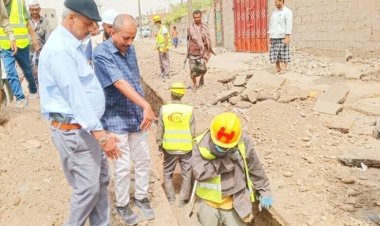 محافظ لحج يدشن مشروع شبكة مياه مدينة الحوطة