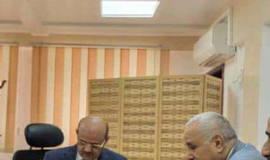 مدير عام الصحة بعدن يلتقي بمحافظ البنك المركزي اليمني