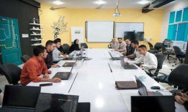 السقاف يزور مشروع الورشة ضمن مركز الابتكار بالعاصمة عدن