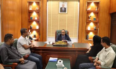 محافظ حضرموت يطلع على التحضيرات لإقامة ورشة عمل حوارية لمناقشة التحديات المناخية والبيئية وتأثيرها على حياة وأمن السكان