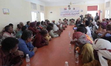 رئيس تنفيذية انتقالي حضرموت يلتقي الشخصيات السياسية والاجتماعية والنضالية بمديرية حجر