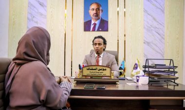 السقاف يلتقي مديرة تنمية المرأة بديوان العاصمة عدن