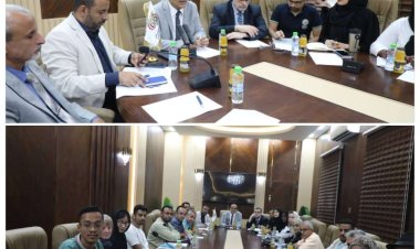 وزير الصحة يرأس اجتماع كتلة الصحة