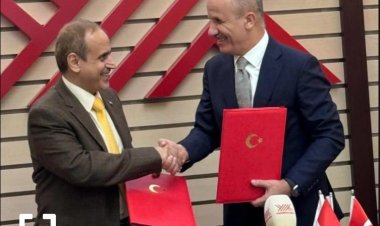 وزير التعليم العالي يوقِّع بروتوكول تعاون مع رئيس هيئة التعليم العالي التركية