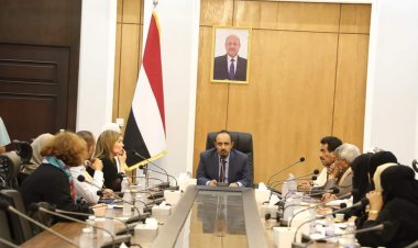 محافظ حضرموت يلتقي وفد مكتب المبعوث الأممي برئاسة كبيرة مستشاري المكتب الزهراء لنقي