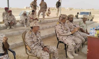 رئيس شعبة الهندسة العسكرية ينفذ نزولًا ميدانيًا للتوعية حول مخاطر الألغام والعبوات الناسفة في قارة الفرسقارة الفرس