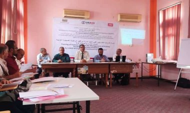 مدير عام مكتب الصحة العامة والسكان يفتتح دورة تدريب المدربين على دليل إدارة مرافق الرعاية الصحية الأولية