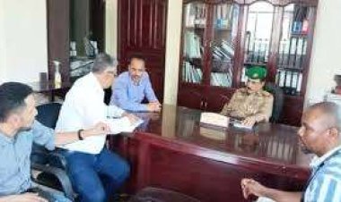 محافظ الضالع يطلع على سير العمل الخدمي والتنموي بعدد من المديريات