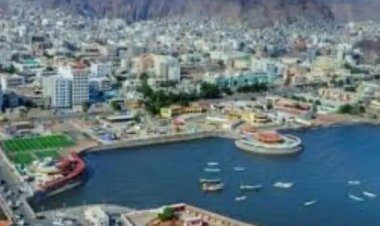 مدير مكتب النقل يوجه بإيقاف الجبايات في جولات وشوارع العاصمة عدن