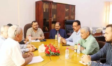 محافظ الضالع يلتقي بمعالي وزير الأشغال العامة والطرق ويناقش معه احتياجات المحافظة من المشاريع.