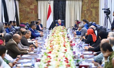 بيانٌ لقيادة السلطة المحلية والمكتب التنفيذي بحضرموت يُبارك الكلمات التوجيهية لفخامة الرئيس وعضوي مجلس القيادة ويُضمنها بخطة عمله للمرحلة القادمة