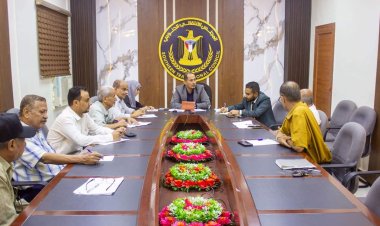 انتقالي العاصمة عدن يعقد لقاء تشاورياً مع رؤساء الأقسام الاقتصادية بالمديريات