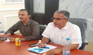 شبوة.. تنفيذي عتق يناقش أوضاع مكتب الأوقاف بالمديرية