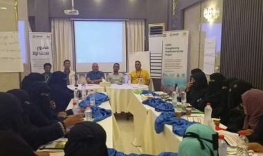 صحة عدن تدشن دورة”الدليل المحدث في الصحة النفسية والدعم النفسي” لقابلات المجتمع