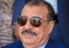 اللواء بن بريك يُعزّي في وفاة اللواء سعيد عبود القرزي