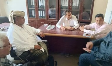 غيثان ومحافظ أبين يبحثان التحديات التي تؤثر على الاستقرار والتنمية في المحافظة