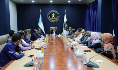 الهيئة السياسية تلتقي رؤساء الإدارات السياسية للهيئات المحلية للمجلس الانتقالي بالمحافظات