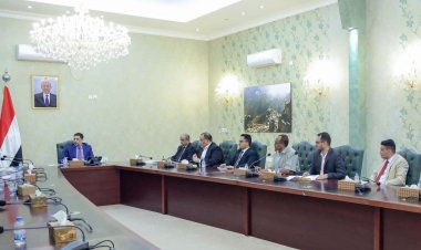 رئيس الوزراء يوجه بمراجعة تفصيلية لأعمال وزارة الأوقاف والإرشاد منذ العام 2015