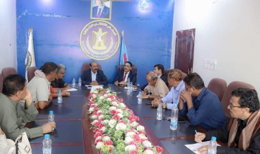 تنفيذية انتقالي شبوة تعقد اجتماعاً مشتركاً مع أعضاء الجمعية الوطنية ومجلس المستشارين عن المحافظة