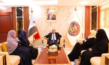 الكثيري يطّلع على التحضيرات الجارية لإشهار فرع اتحاد نساء الجنوب بالعاصمة عدن