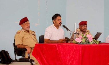 الإعلام يسلط الضوء على صفات الجندي المثالي في محاضرة توعوية