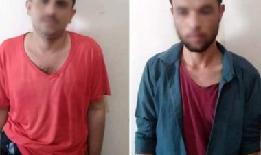 قوات الحزام الأمني تضبط عصابة اتجار وتهريب بالكتب المدرسية كانت في طريقها للعاصمة عدن