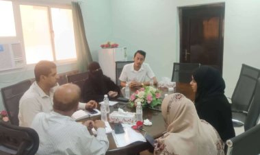 لقاء مشترك بين مكتب الصحة بحضرموت الساحل و المؤسسة العامة لمياة الريف لمناقشة تدخلاتهم في مواجهة وباء الكوليرا بالمديريات