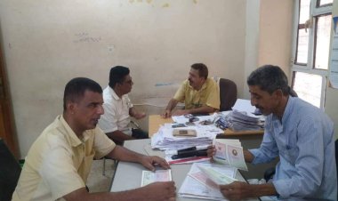 العاصمة عدن.. انتقالي البريقة يطلع على أوضاع مكتب الأحوال المدنية بالمديرية