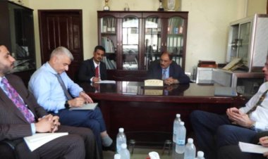 محافظ الضالع يلتقي فريق مكتب المبعوث الخاص للأمين العام للأمم المتحدة