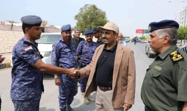 محافظ حضرموت يشيد بنجاح مشروع الرماية بالذخيرة الحيّة لقوات شرطة النجدة بالمكلا