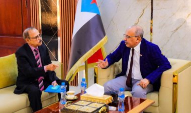 الكثيري يلتقي الخبير العسكري والإستراتيجي اللواء علي ناجي عبيد