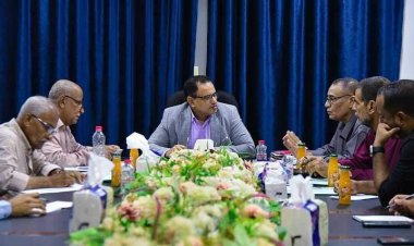 الوزير السقطري يترأس اجتماعاً للجنة تسجيل مبيدات الآفات النباتية