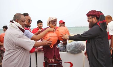 بتمويل الهلال التركي وتنفيذ الهلال الأحمر اليمني فرع لحج محافظة لحج تشهد تنفيذ مشروع دعم الصيادين بمديرية المضاربة ورأس العارة