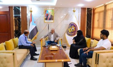 الكثيري يطّلع على سير عمل منسقية المجلس بجامعة حضرموت ويشيد بجهودها